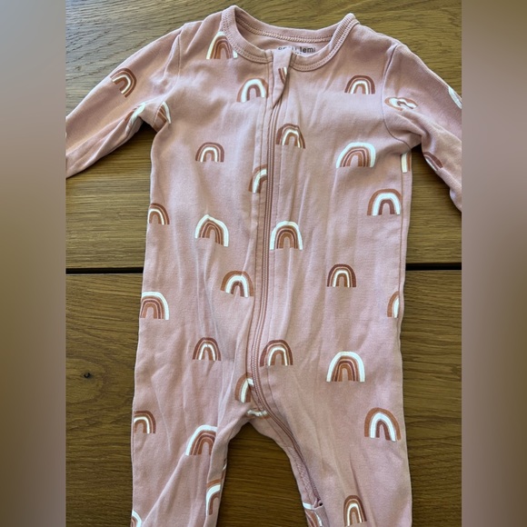 Petit Lemi Rainbow Pajamas - Picture 3 of 5